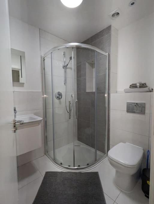 Appartement New Lux 1 Or 2 Bed Flats + Car Park + 5min Tube + Fast Wifi *